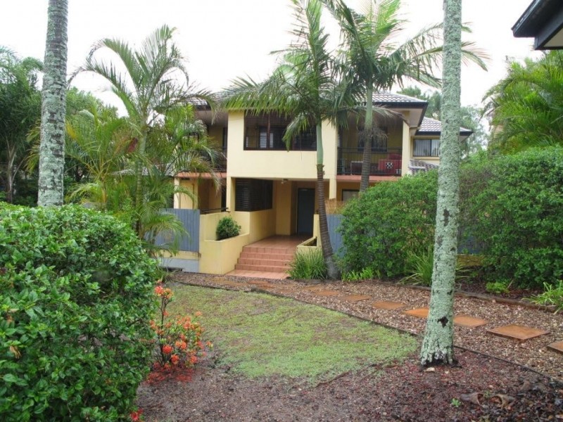 4/45 RIVERVIEW TERRACE, Indooroopilly QLD 4068