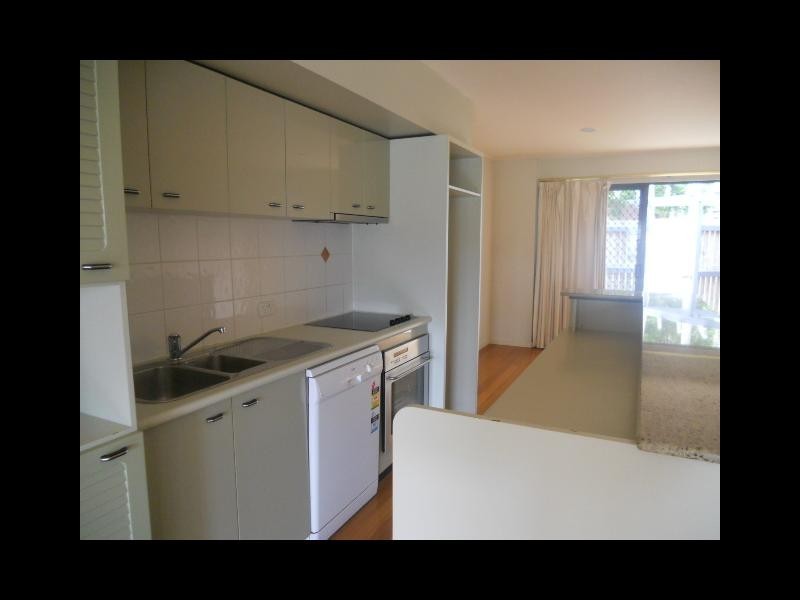 20/9 ROSECLIFFE STREET, Highgate Hill QLD 4101