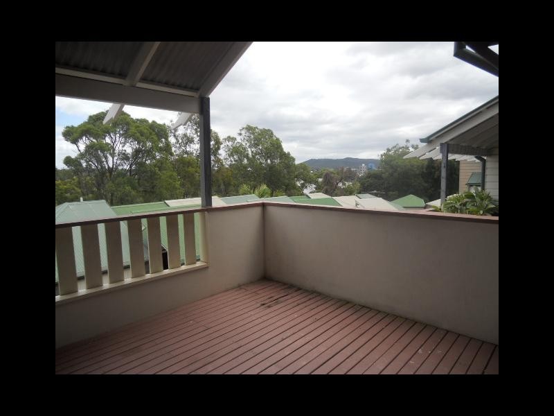 20/9 ROSECLIFFE STREET, Highgate Hill QLD 4101