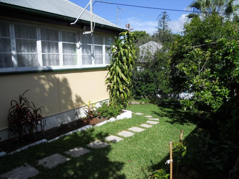 18 ROSS ST, Paddington QLD 4064