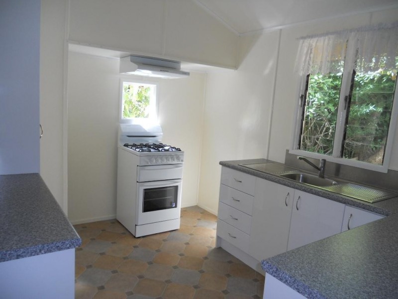 18 ROSS ST, Paddington QLD 4064