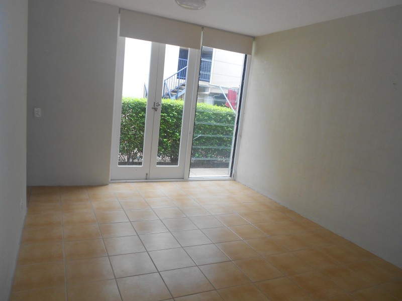 4/59 SANDFORD STREET, St Lucia QLD 4067
