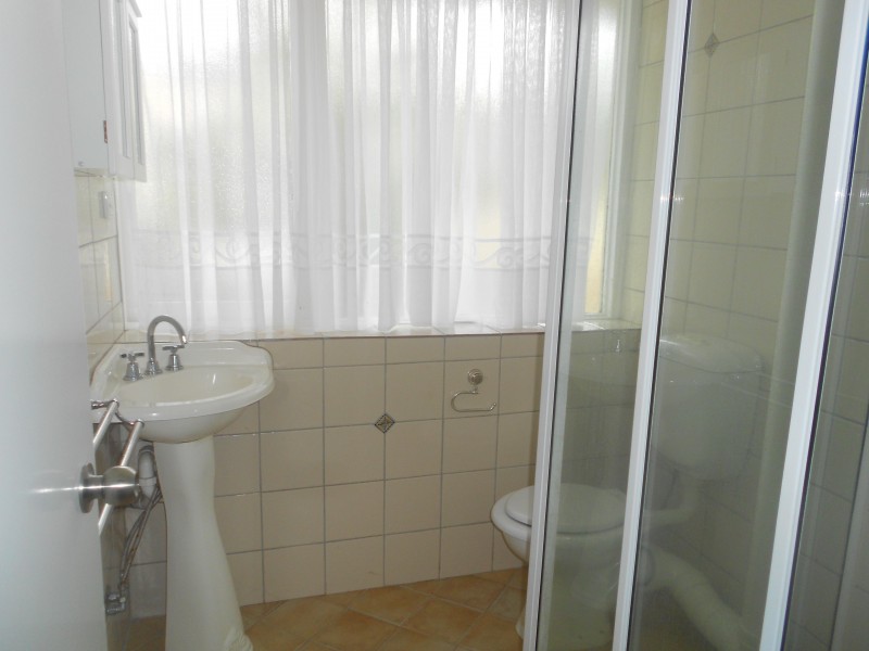 4/59 SANDFORD STREET, St Lucia QLD 4067