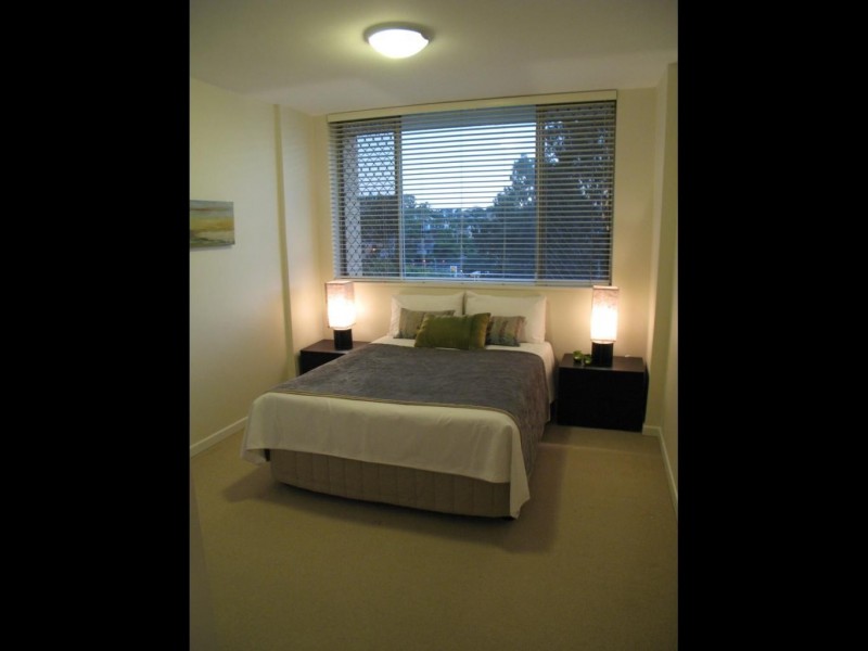 12/2 SANDFORD STREET, St Lucia QLD 4067