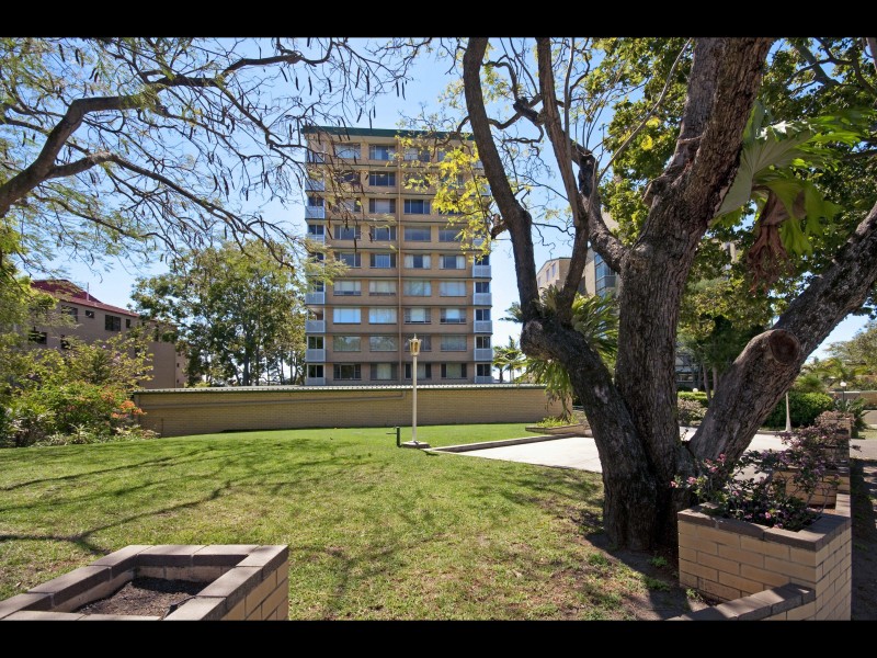 12/2 SANDFORD STREET, St Lucia QLD 4067