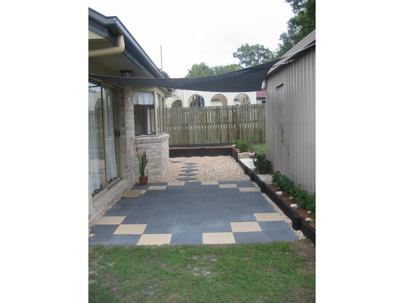 3 SHEFFIELD ST, Oxley QLD 4075