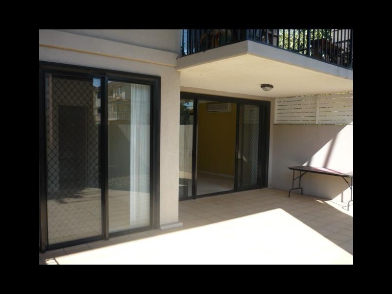 1/60 SHERWOOD RD, Toowong QLD 4066