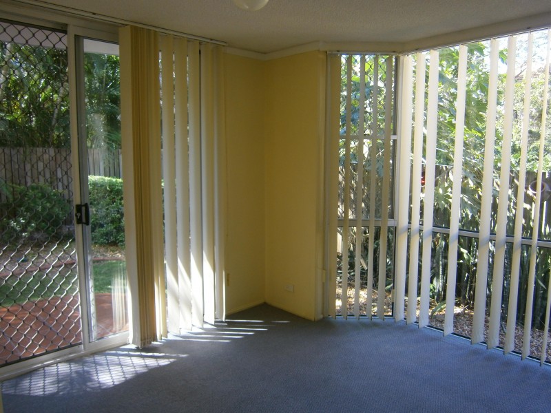 2/77 SHERWOOD ROAD, Toowong QLD 4066