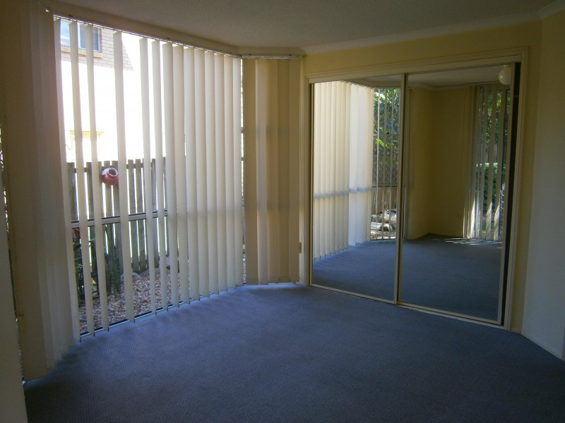 2/77 SHERWOOD ROAD, Toowong QLD 4066