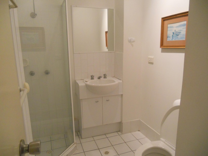15/77  SHERWOOD ROAD, Toowong QLD 4066