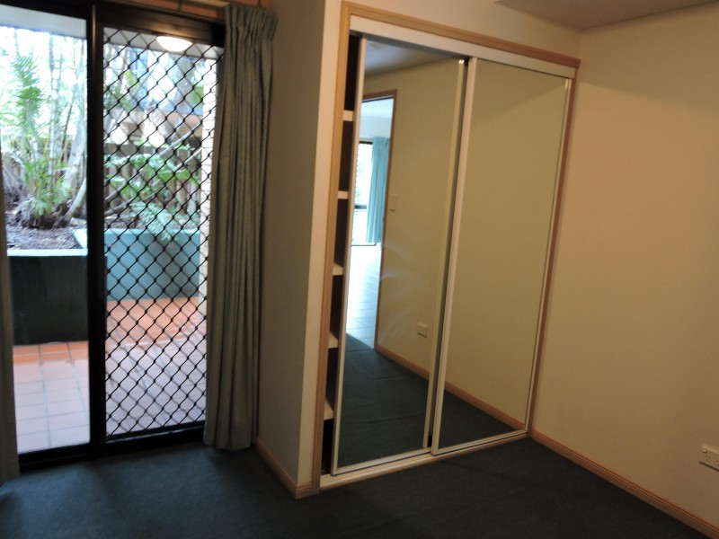 11/83 SHERWOOD RD, Toowong QLD 4066