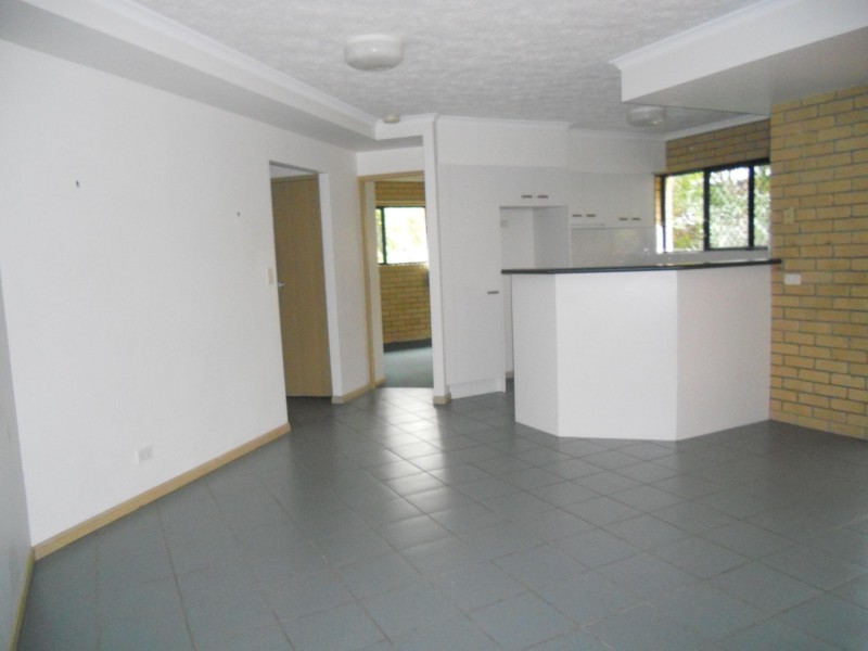 2/83 SHERWOOD RD, Toowong QLD 4066