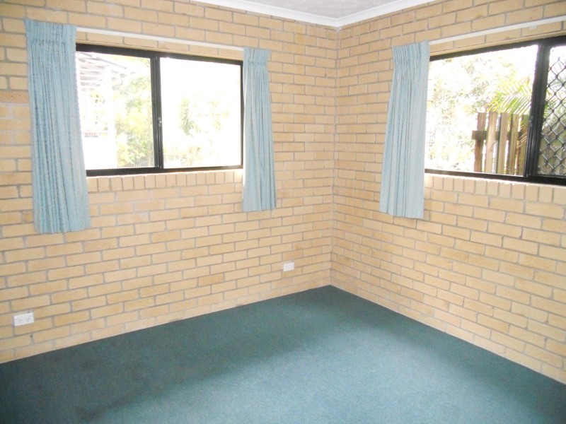 2/83 SHERWOOD RD, Toowong QLD 4066