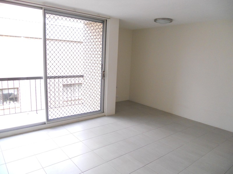 2/95 SHERWOOD RD, Toowong QLD 4066