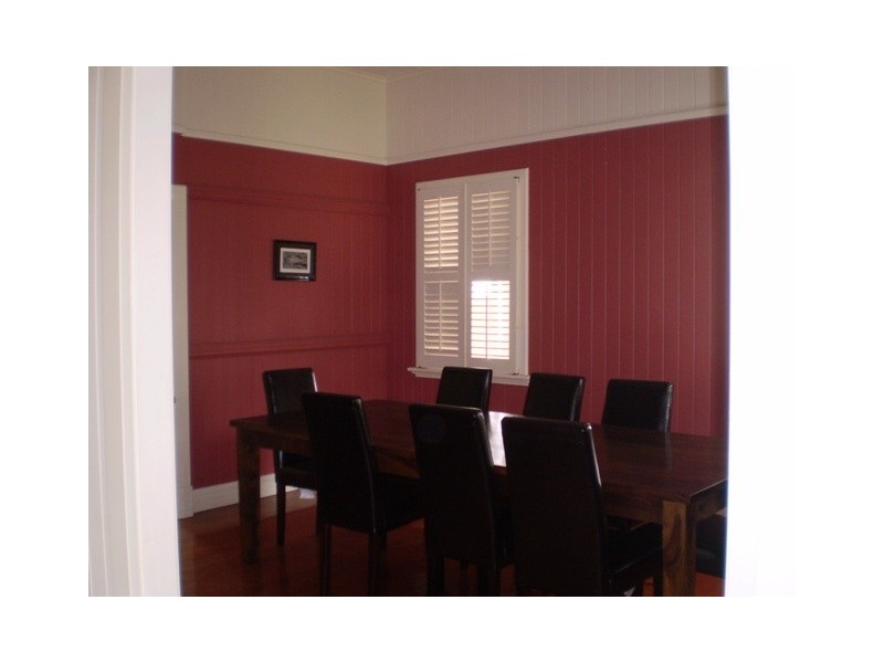 53 Siemon Street, Toowong QLD 4066