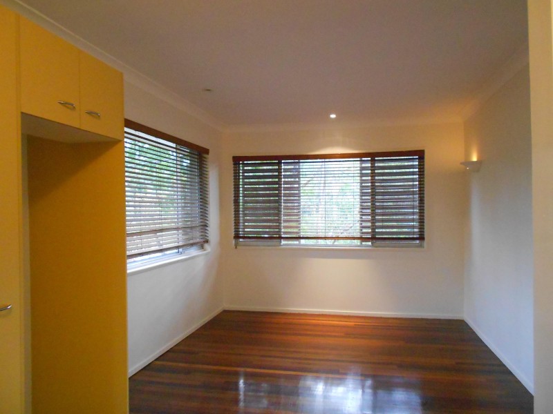 1/277 Simpsons Road,, Bardon QLD 4065