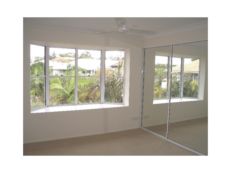 7/212-214 SIR FRED SCHONELL DRIVE, St Lucia QLD 4067