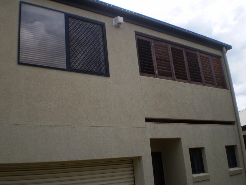 2/32 SISLEY STREET, St Lucia QLD 4067
