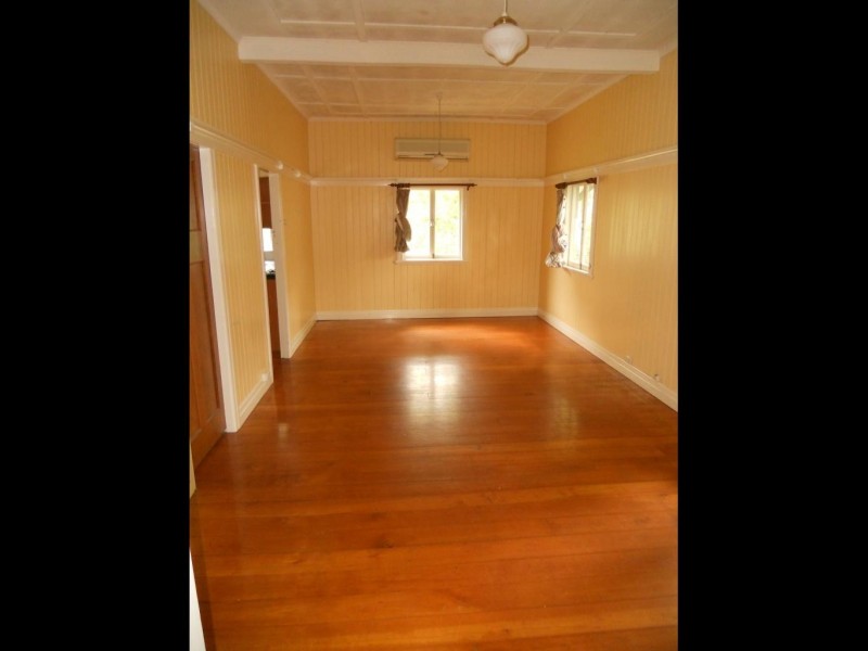 99 SIXTH AVE, Bardon QLD 4065