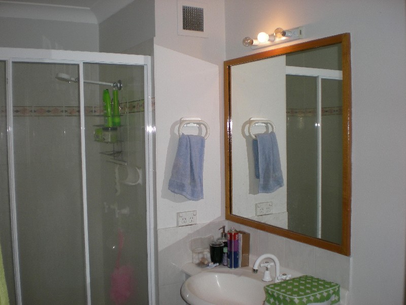Taringa QLD 4068