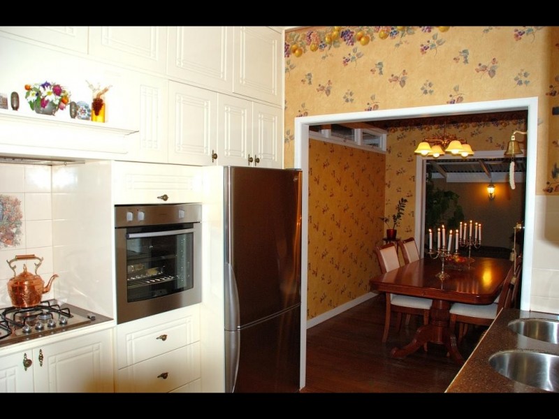 25 PIONEER ST, Toowong QLD 4066