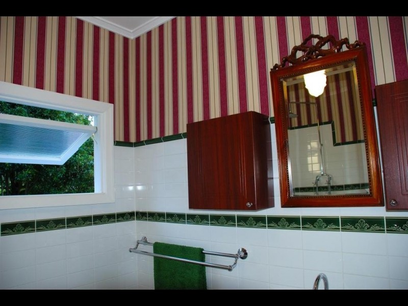 25 PIONEER ST, Toowong QLD 4066