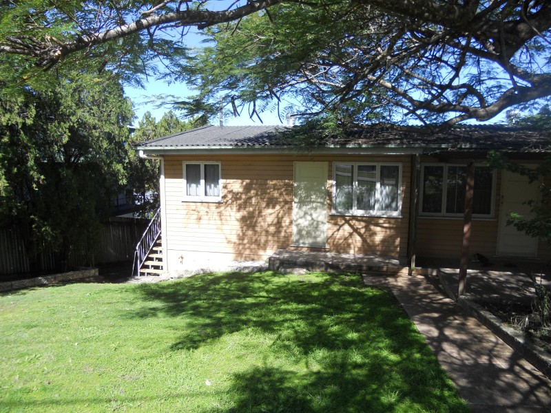 1/122 STANLEY TCE, Taringa QLD 4068