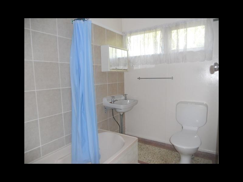 1/122 STANLEY TCE, Taringa QLD 4068