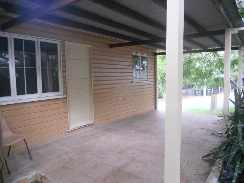 2/122 STANLEY TERRACE, Taringa QLD 4068