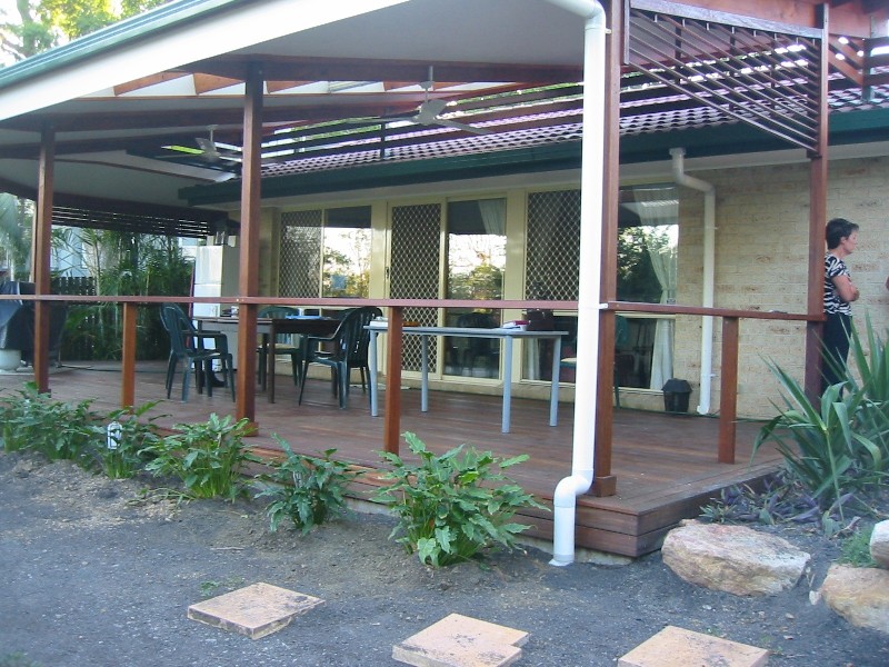 79 STRICKLAND TCE, Graceville QLD 4075