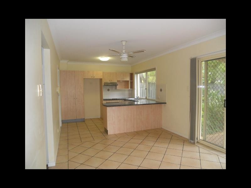 22 STRONG AVENUE, Graceville QLD 4075