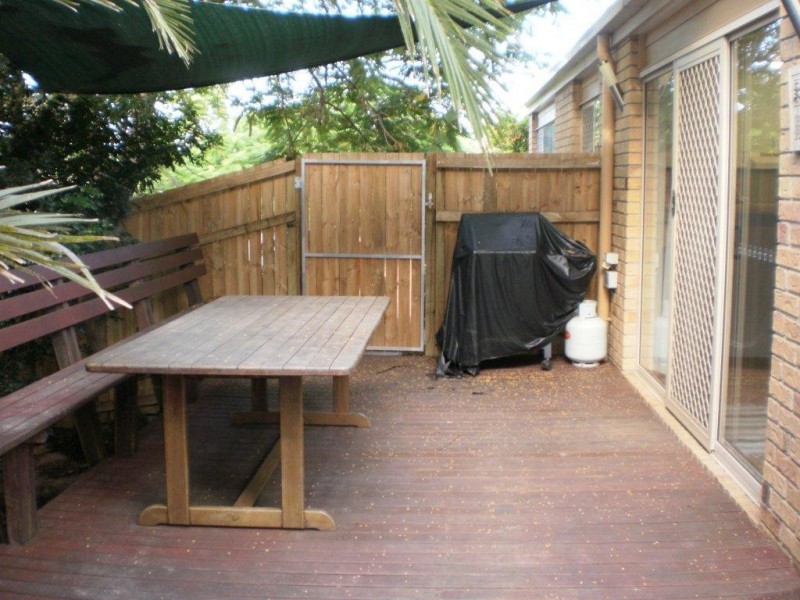 1/3 SUGARWOOD ST, Bellbowrie QLD 4070