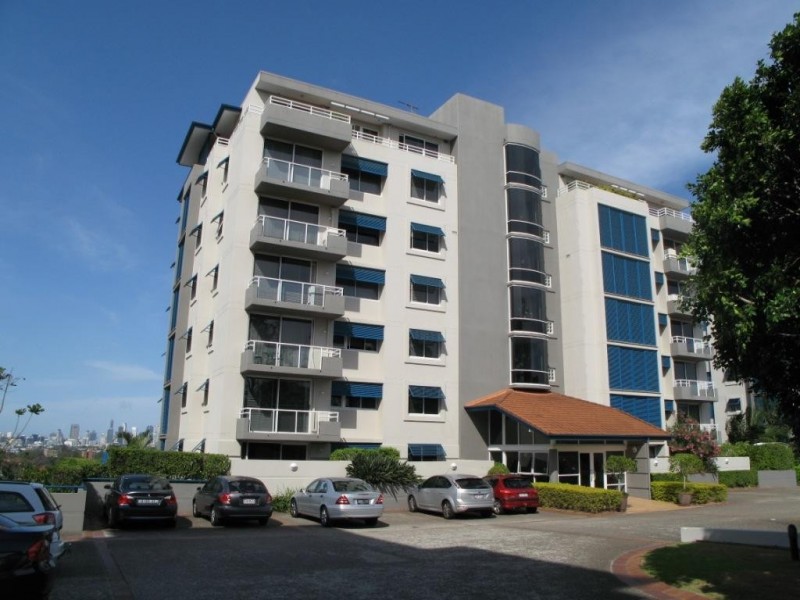202/180 SWANN ROAD, Taringa QLD 4068