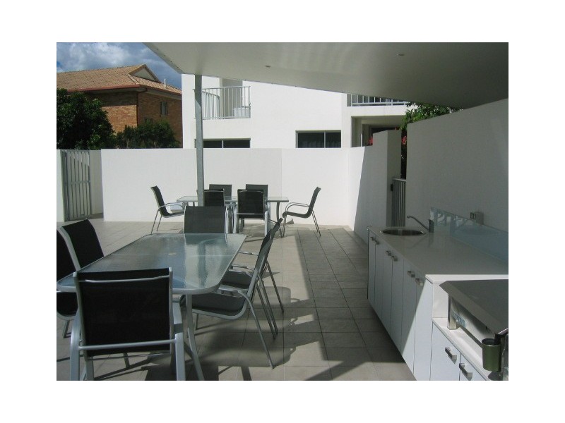 Milton QLD 4064