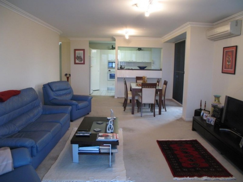 212/180 SWANN ROAD, Taringa QLD 4068