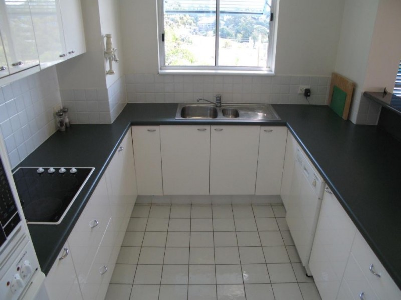 212/180 SWANN ROAD, Taringa QLD 4068