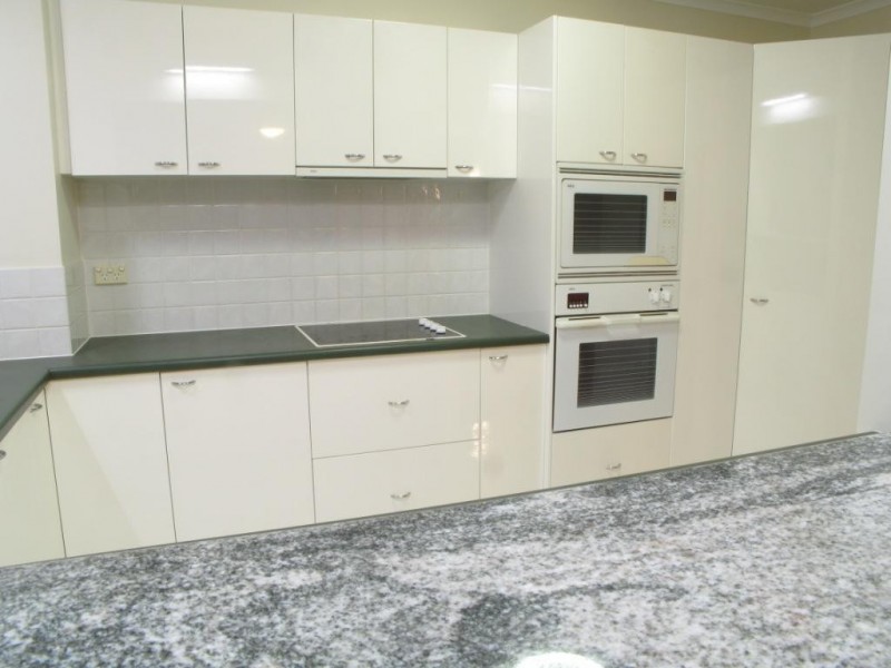 213/180 SWANN ROAD, Taringa QLD 4068