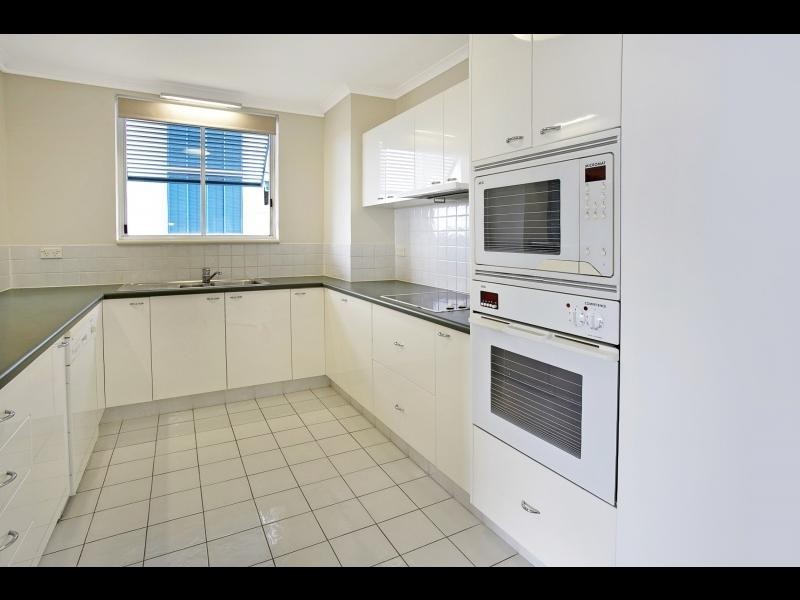 213/180 SWANN ROAD, Taringa QLD 4068