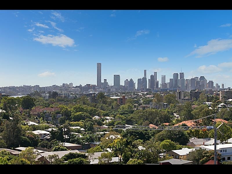 215/180 SWANN ROAD, Taringa QLD 4068