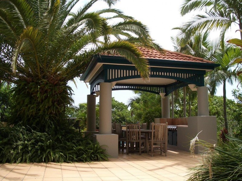 215/180 SWANN ROAD, Taringa QLD 4068