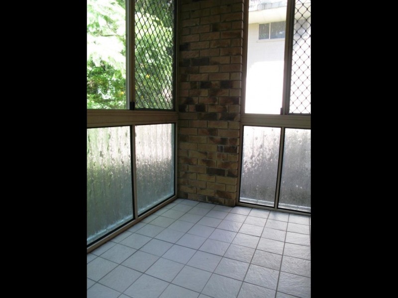 3/298 SWANN ROAD, St Lucia QLD 4067