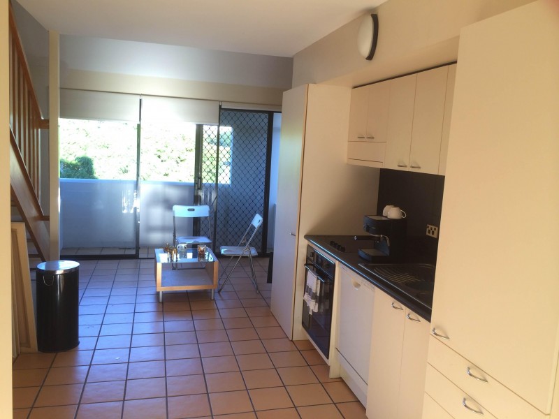 34/120 SYDNEY ST, New Farm QLD 4005