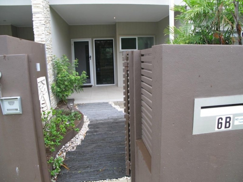 6b TERRACE STREET, Toowong QLD 4066