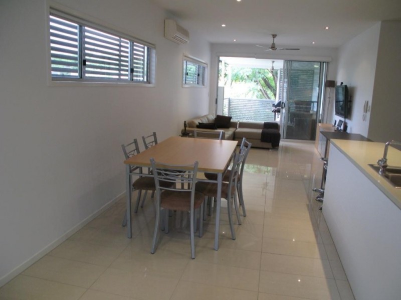 6 TERRACE STREET, Toowong QLD 4066