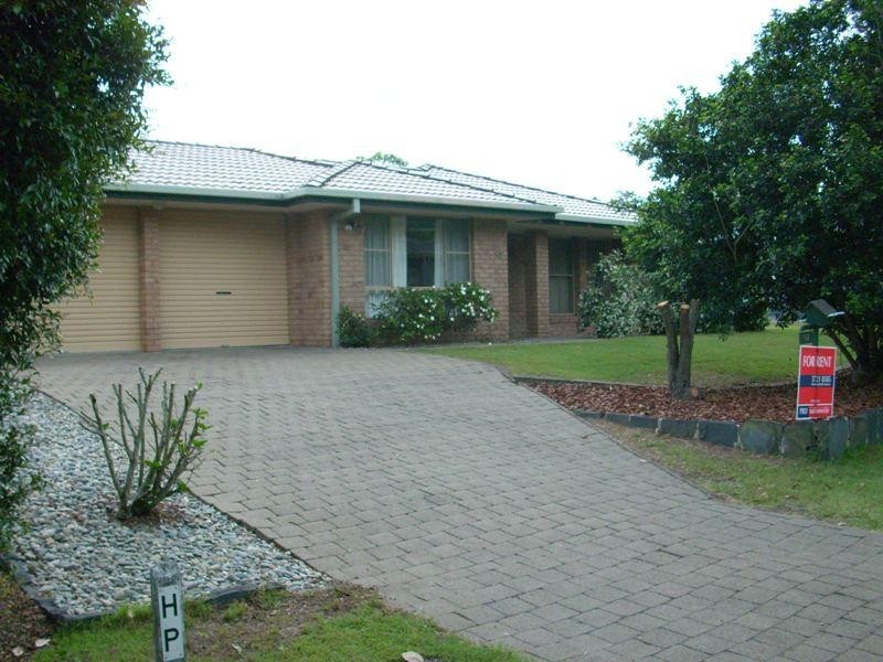 52 TILLBROOK ST, Chapel Hill QLD 4069