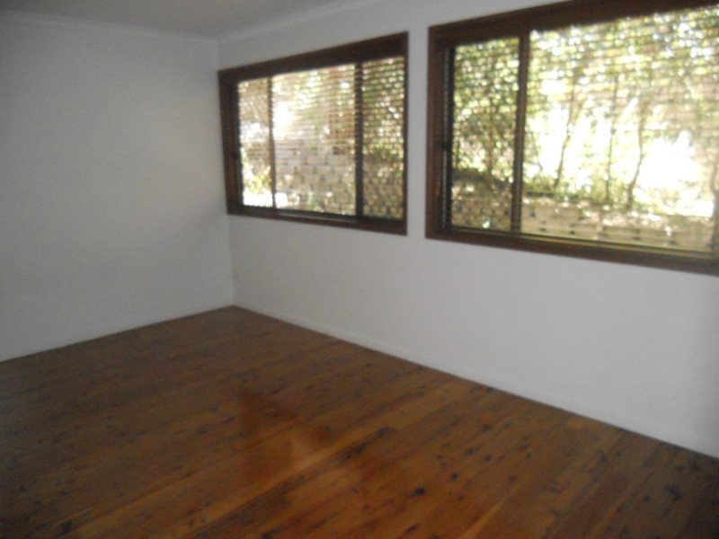 48 TUCKER ST, Chapel Hill QLD 4069