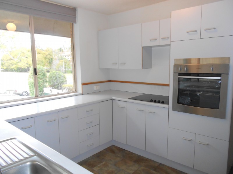 2/10 UNION STREET, Taringa QLD 4068