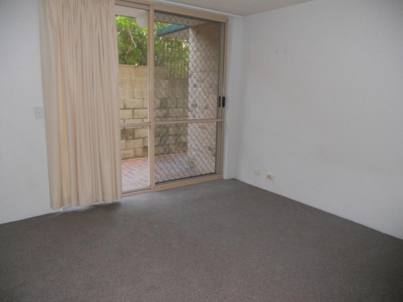 2/10 UNION STREET, Taringa QLD 4068