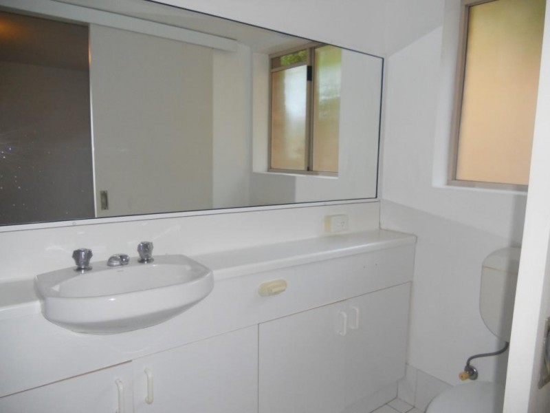 2/10 UNION STREET, Taringa QLD 4068