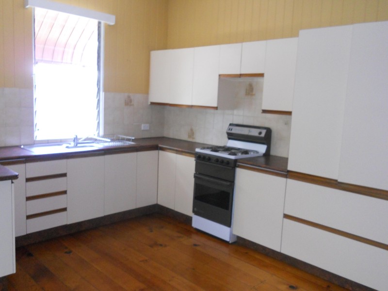 41 VERA STREET, Toowong QLD 4066